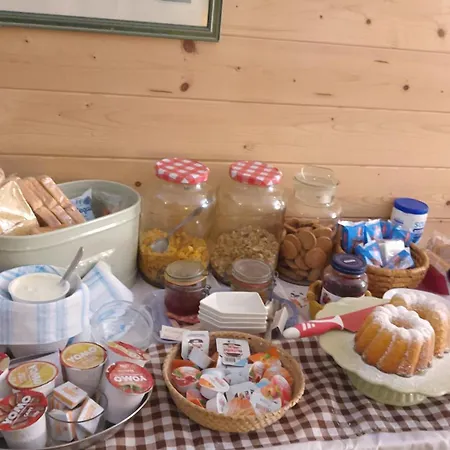 Гостевой дом Amaranta And Breakfast Эдоло